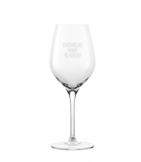 Verre "Chemical Wine Is Over"