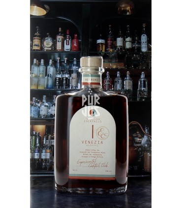 Venezia Negroni - Travellers Cocktails